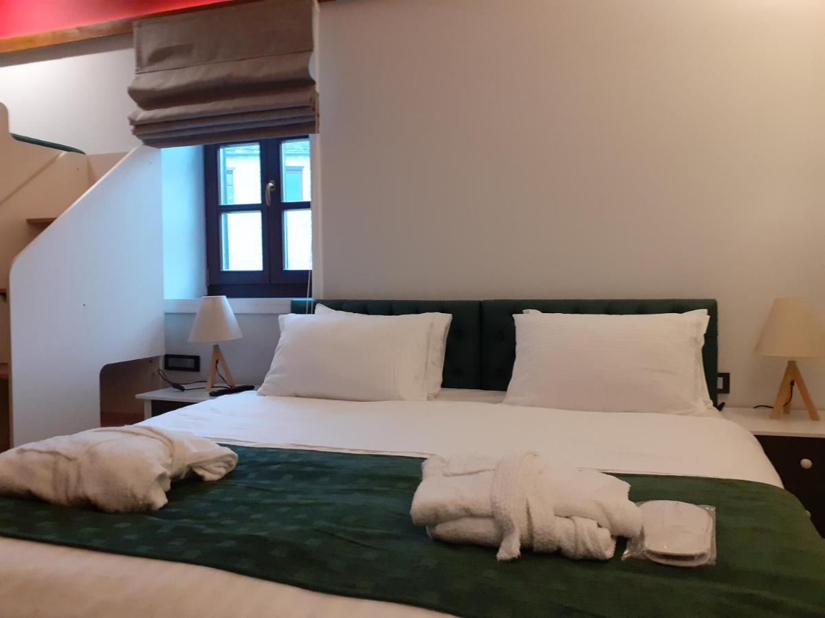 Abi Luxury Villas Monodendri Dış mekan fotoğraf