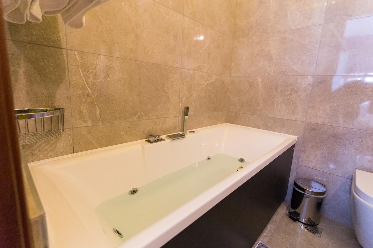 Abi Luxury Villas Monodendri Oda fotoğraf